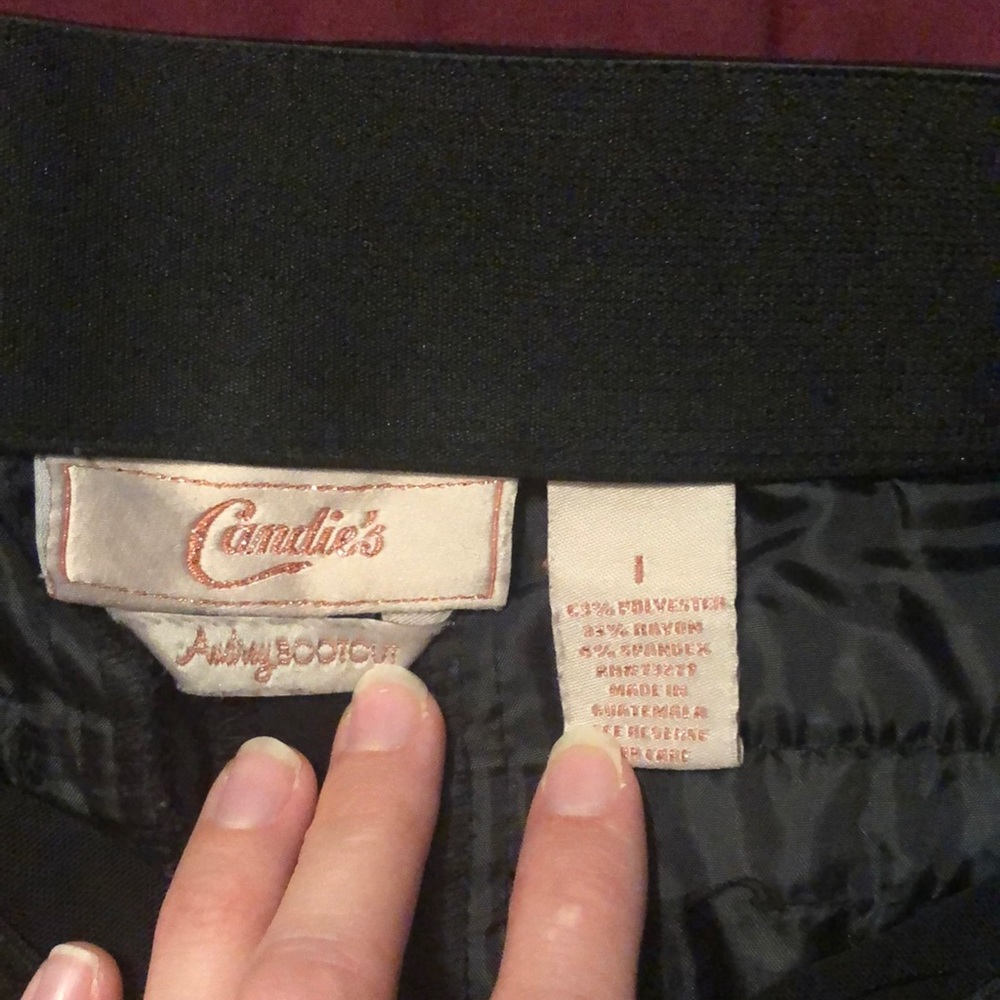 Candies size 1, black dress pants. Worn ONCE.